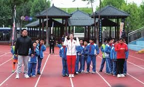 [CBA]面对韩德君 王哲林强势单打勾手命中